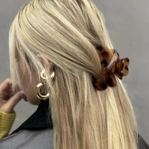 Leopar Desenli Kahverengi Mandal Saç Tokası – Şık ve Dayanıklı Tasarım