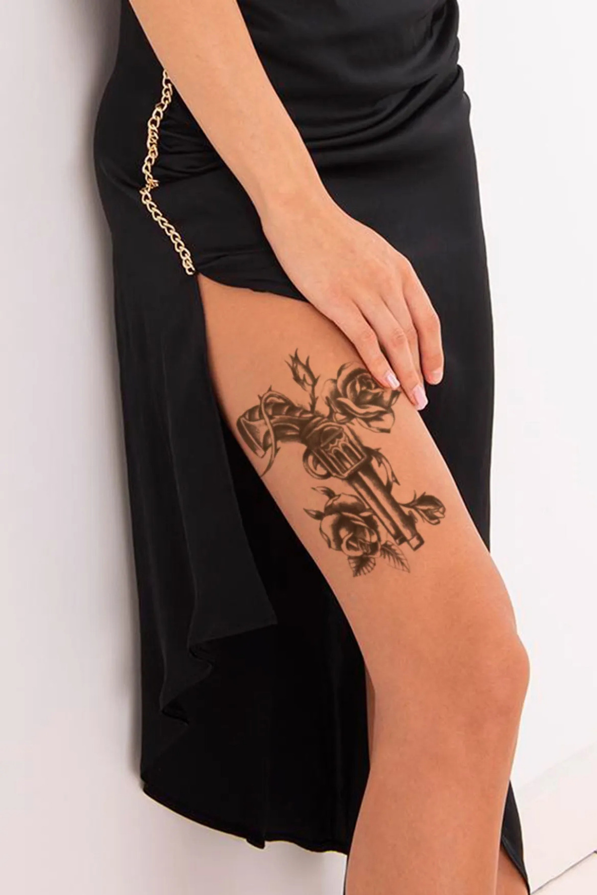 Gül ve Silah Temalı Gerçekçi Geçici Dövme - 15x21 cm Büyük Boy Su Geçirmez Tattoo